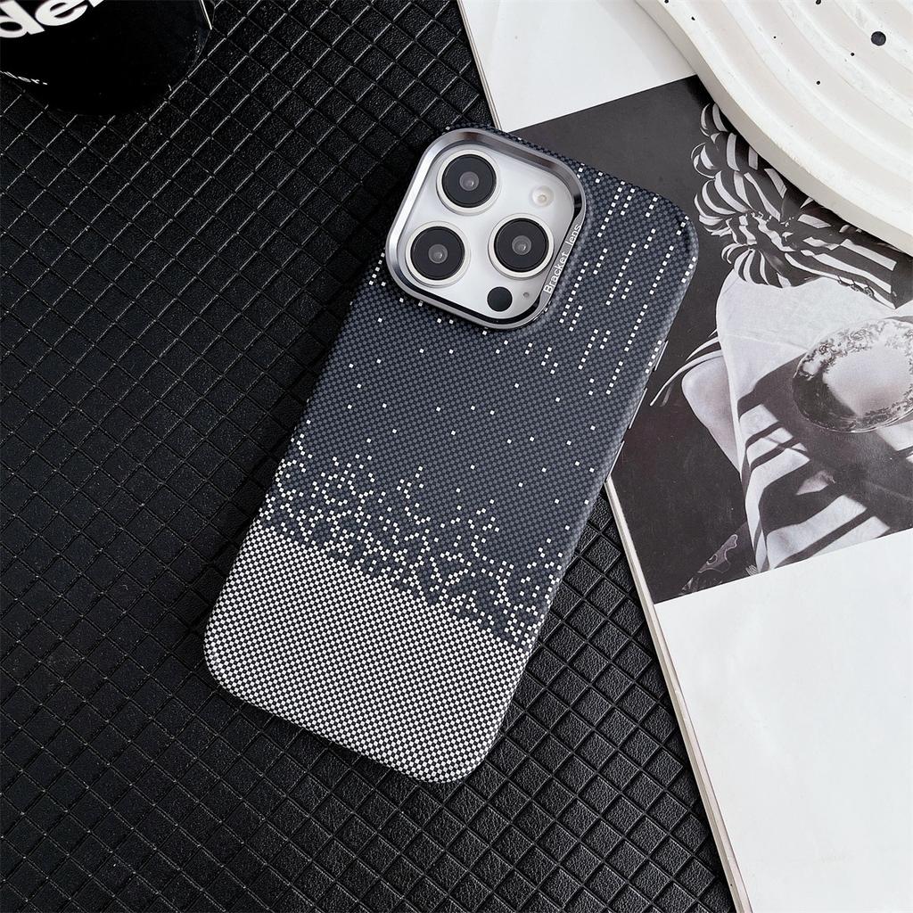 The Checkered British Magnetic Phone Case Is Suitable for IPhone15pro Cases, 14max Cases and Apple 16plus Cases