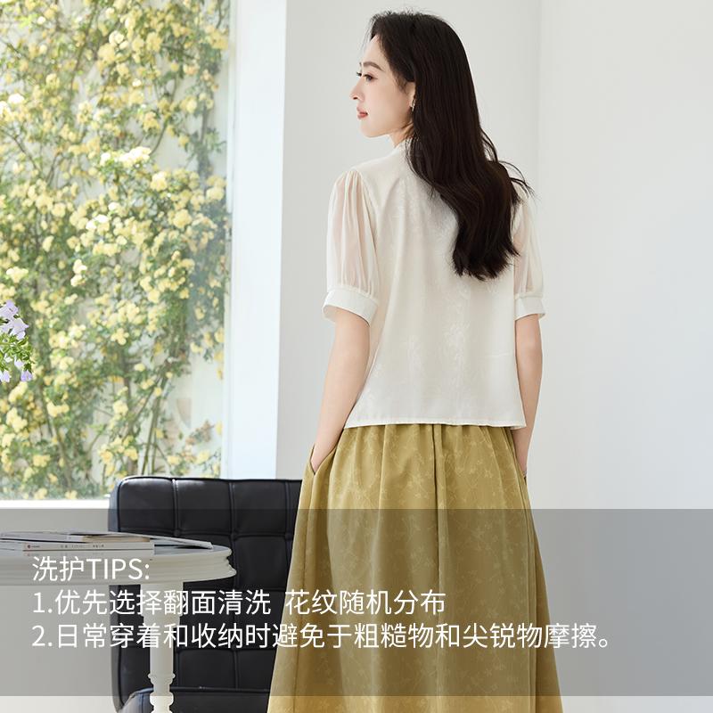 New Chinese style stand up collar slanted placket buckle design with dark pattern printing basic Chinese style short sleeved shirt