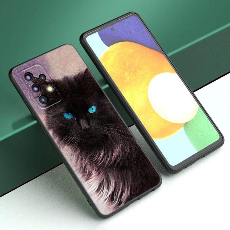 Черный кот пристально смотрит на чехол для телефона Samsung A13 A22 A24 A32 A23 A25 A34 A35 A52S A53 A54 A55 A73 A12 A14 A15 A31 A33 A50 A51