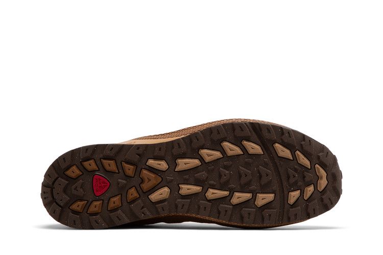 Nike ACG Air Exploraid Лен Какао Вау Светлый Британский Загар Спортивный Красный