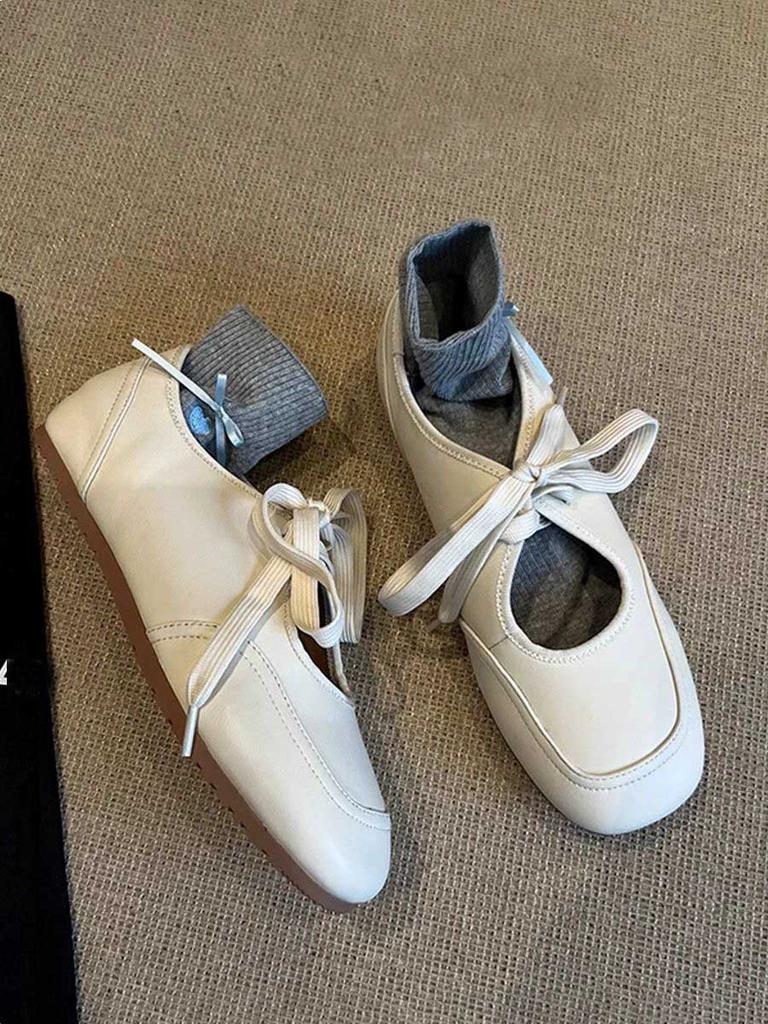 Версия из овчины~ универсальные маленькие белые туфли женские полые кружевные кожаные одинарные туфли ретро квадратный носок плоская подошва удобные туфли Мэри Джейн