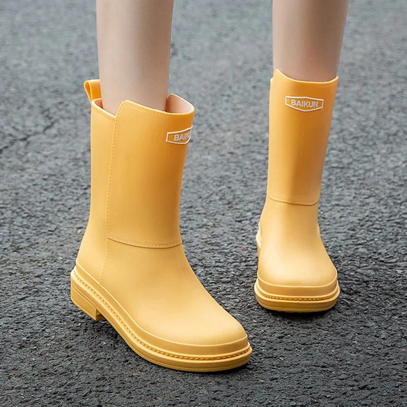 Fashion Women's Mid-Calf Rain Boots New Rubber Shoes Winter Rain Boots Cotton-Padded Warm-Keeping Waterproof Women's Non-Slip Shoes