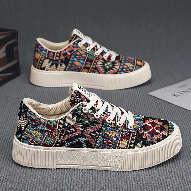 Мужская обувь из парусины 2025 года, новые летние студенческие универсальные дышащие повседневные туфли для серфинга, мужская нескользящая спортивная обувь на платформе