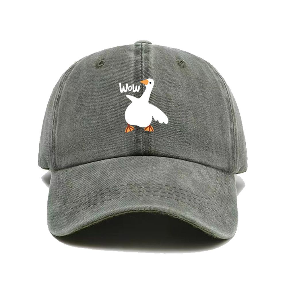 Big Goose Cute Printed Baseball Hat, Suitable for Both Men and Women, Off Screen Travel Duck Tongue Hat, Travel Equipment