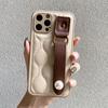 Модный кожаный браслет-ремешок с жемчугом и подставкой для iPhone 14 13 12 11 15 16 17 Pro Max 14 Plus, чехол-обложка с браслетом-ремешком «Волна»