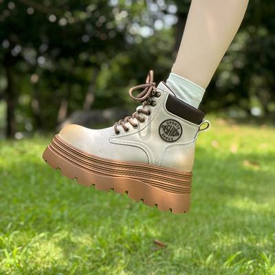 Женские летние мартинсы с перфорацией, дышащие, ретро, короткие ботинки на толстой подошве, матовая мягкая кожа, ботинки цвета ревеня, уличная обувь для хайкинга