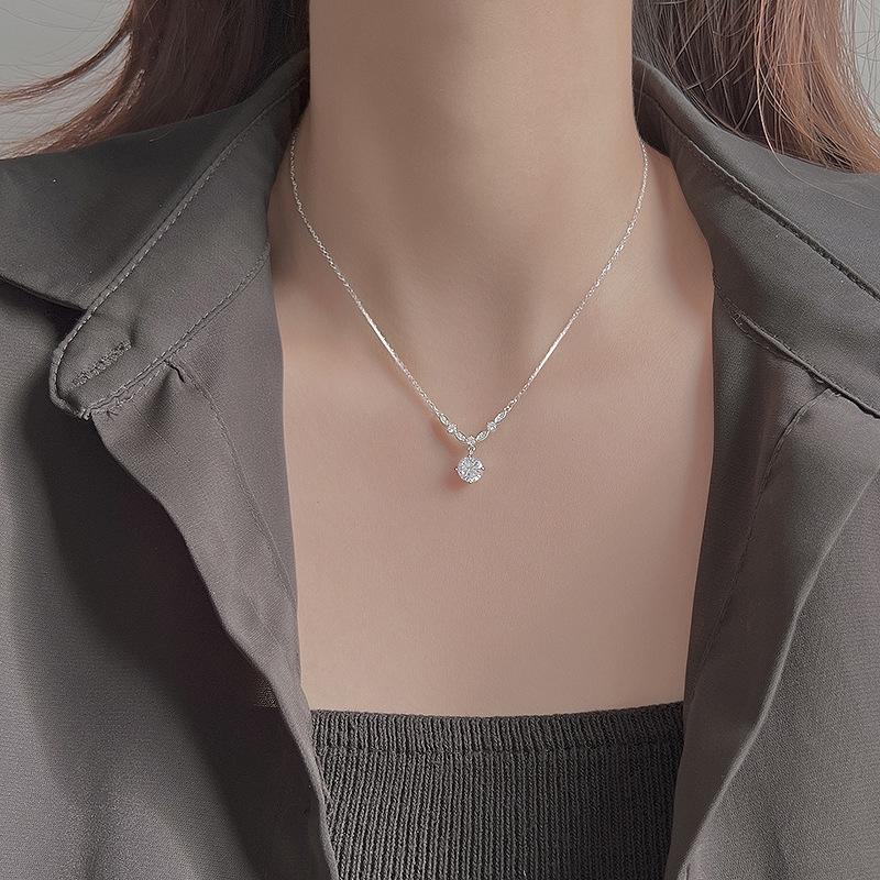 Сияющее ожерелье «Галактика» Женская мода в стиле легкой роскоши Универсальная цепочка на ключицу Ожерелье с подвеской из циркона Подарок