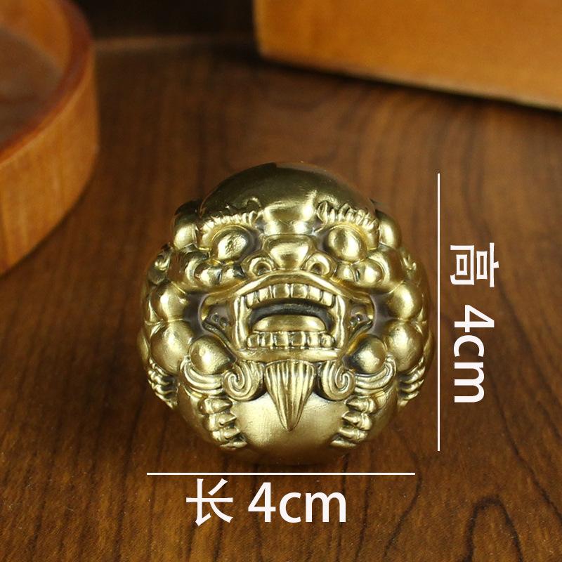 Brass Pixiu Walnut Hand Handle, Retro Old Man Exercise Finger Appliance, Copper Ware, Pure Copper Pixiu Pair of Hand Handles