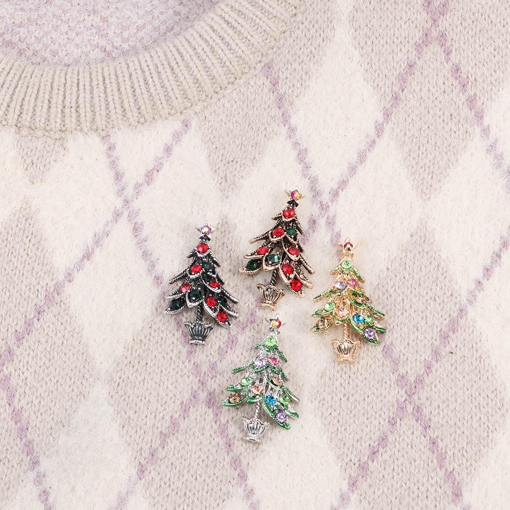 XMAS Small Gift Decor Accessories Crystal Woman Christmas Tree Brooches Jewelry Lapel Pins
