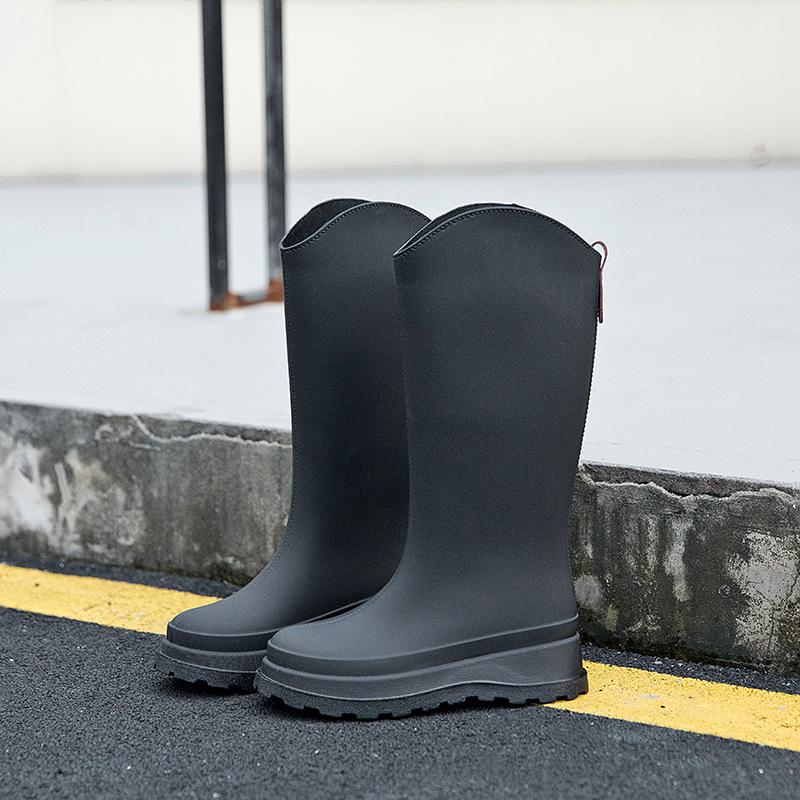 Высокие дождевые туфли женские новые однотонные нескользящие на толстой подошве водные туфли длинные резиновые сапоги модные водные сапоги терморезиновые туфли