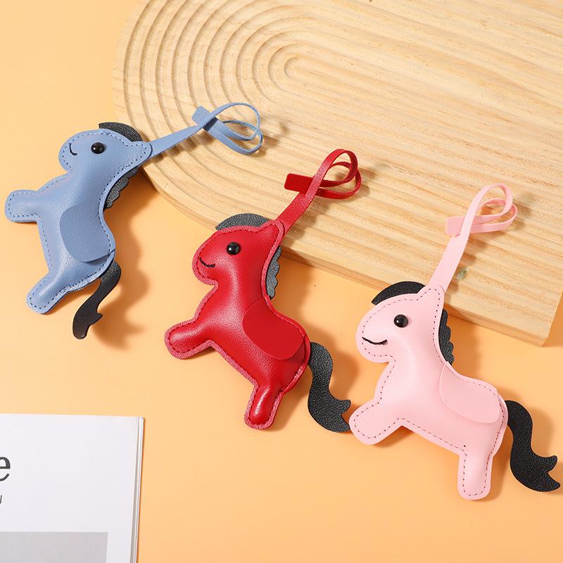Women'S Bag Pony Keychain Pendant High Quality Pu Leather Horse Ornament Handmade Stitching Charm Fashion Accessories Gift