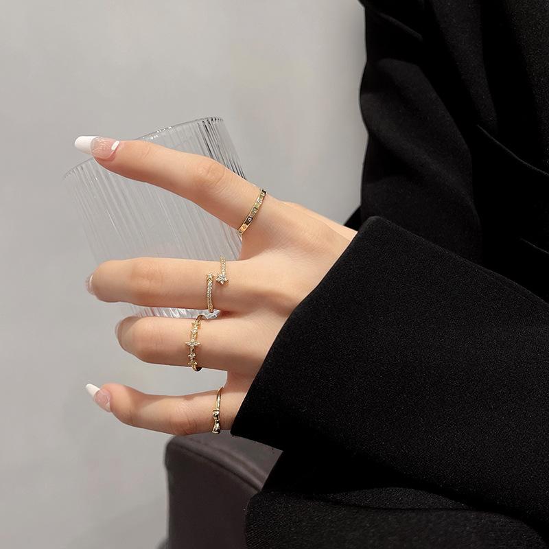 Xiaohongshu Blogger's Trendy Four-Piece Ring Set: Elegant & Simple Design for a Stylish Look