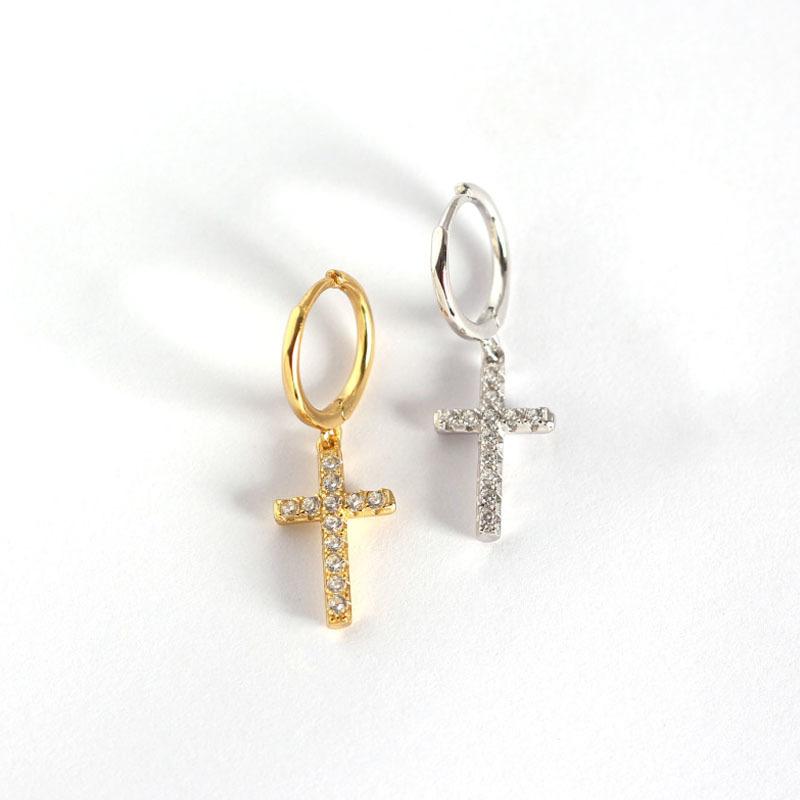 Классические серьги-кресты с бриллиантами Micro Set - Женские серьги-гвоздики с цирконием - Универсальные и элегантные серьги
