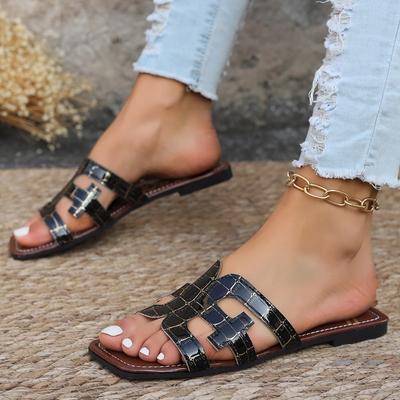 Женские тапочки, роскошные уличные пляжные шлепанцы на плоской подошве, женские летние сандалии, трендовые дизайнерские шлепанцы, однотонные базовые туфли Chinelos 2024