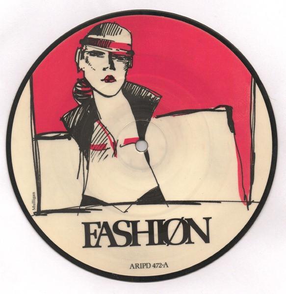 7-дюймовая пластинка FASHIN Something In Your Picture ARIPD472 Arista 1982 UK Танцевальная Электроника Б/у
