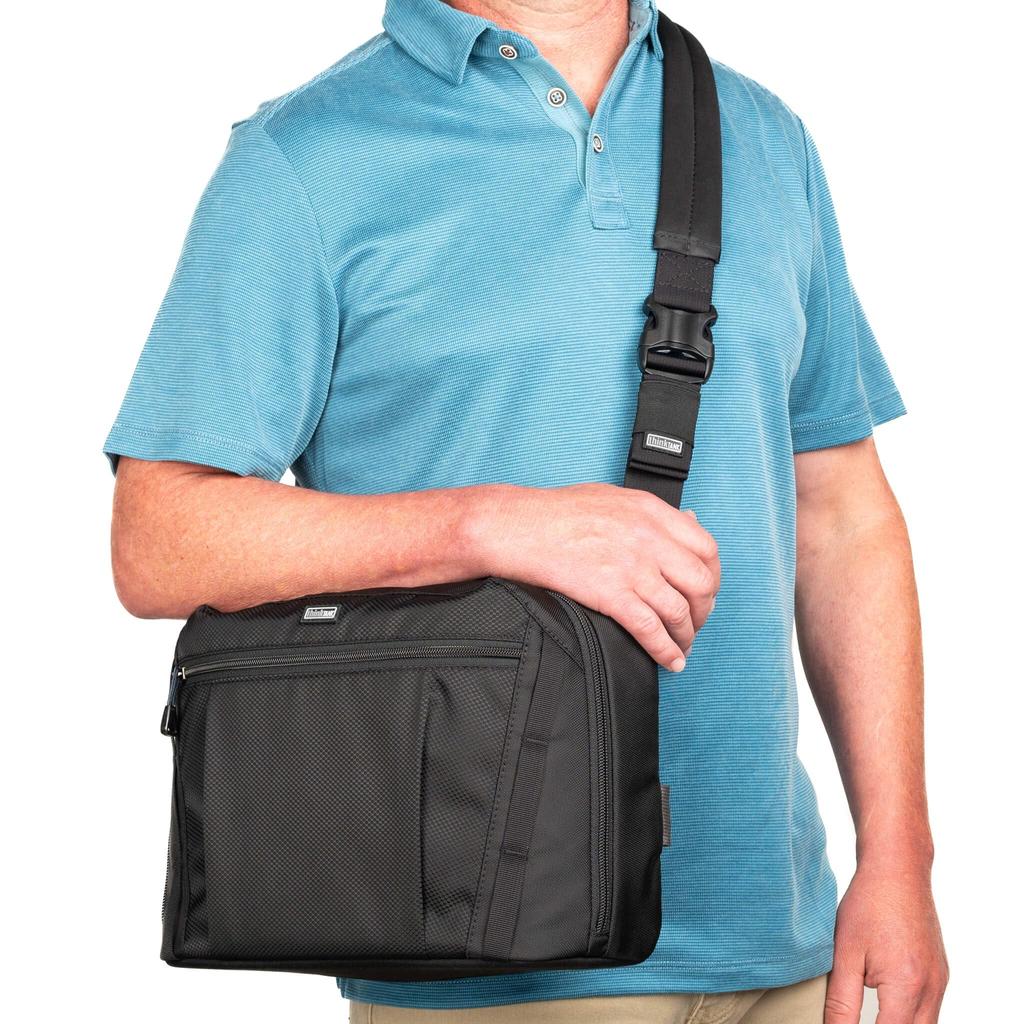 Think Tank Photo Press Pass 20 Camera Body Sling Bag Black 001017 []thinkTANKphoto