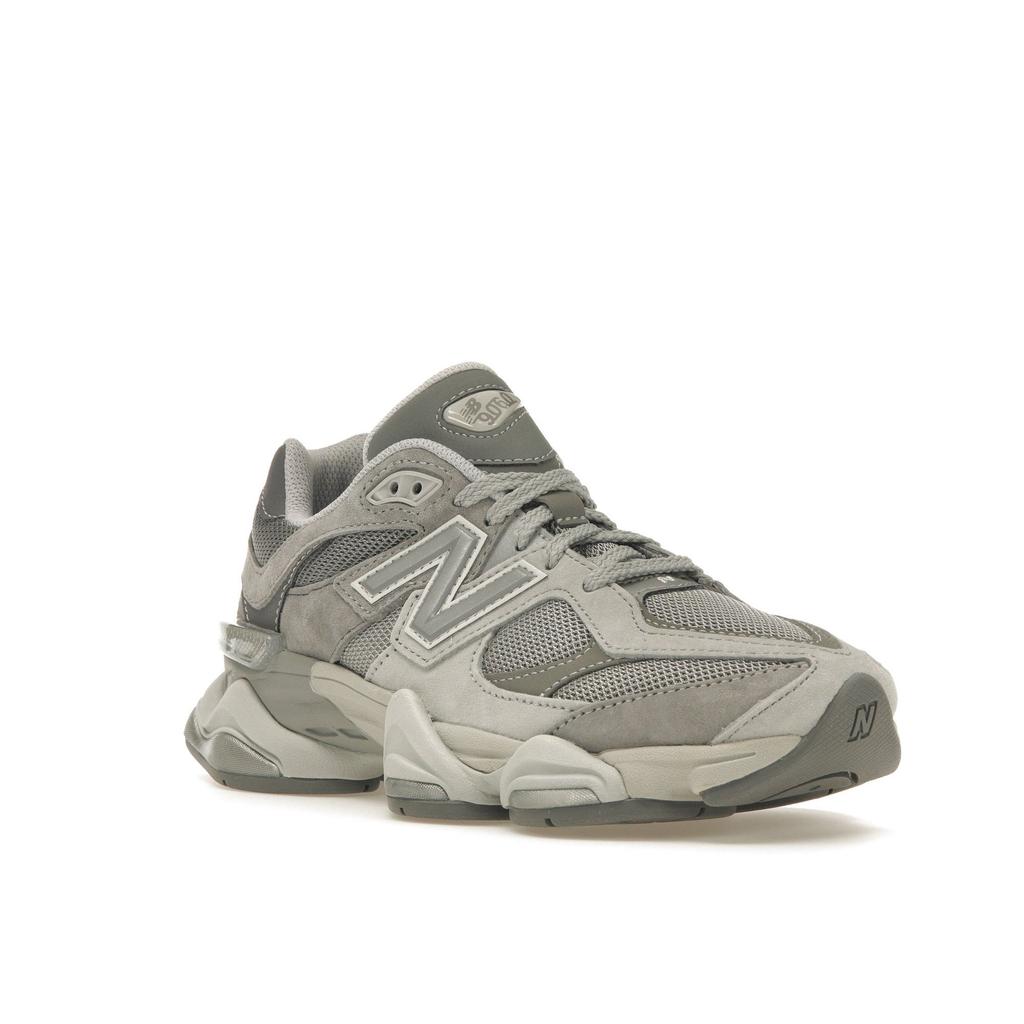 New Balance 9060 Серый Бетонный Серебристый Металлик Унисекс Повседневные Кроссовки U9060GG