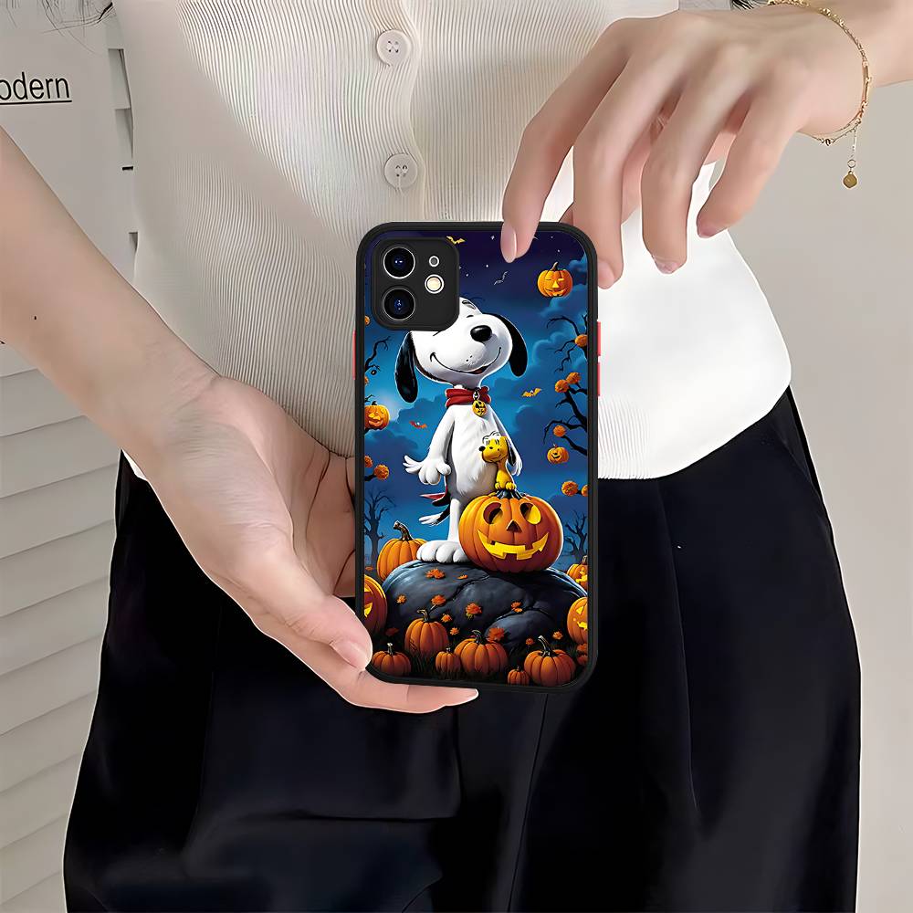 Cute Cartoon S-Snoopys For IPhone 16 15 14 13 12 11 Pro Max X XS MAX Plus Translucent Black Phone Cover