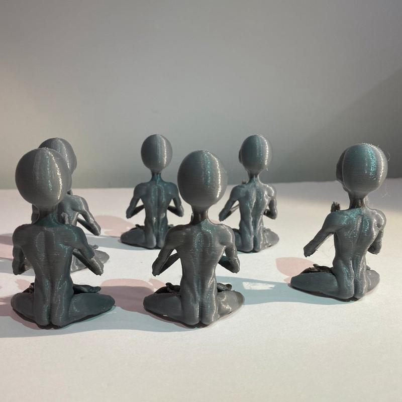 Статуя инопланетянина, медитирующая статуя инопланетянина из смолы, садовый орнамент, лучший художественный декор для дома или офиса в помещении и на открытом воздухе