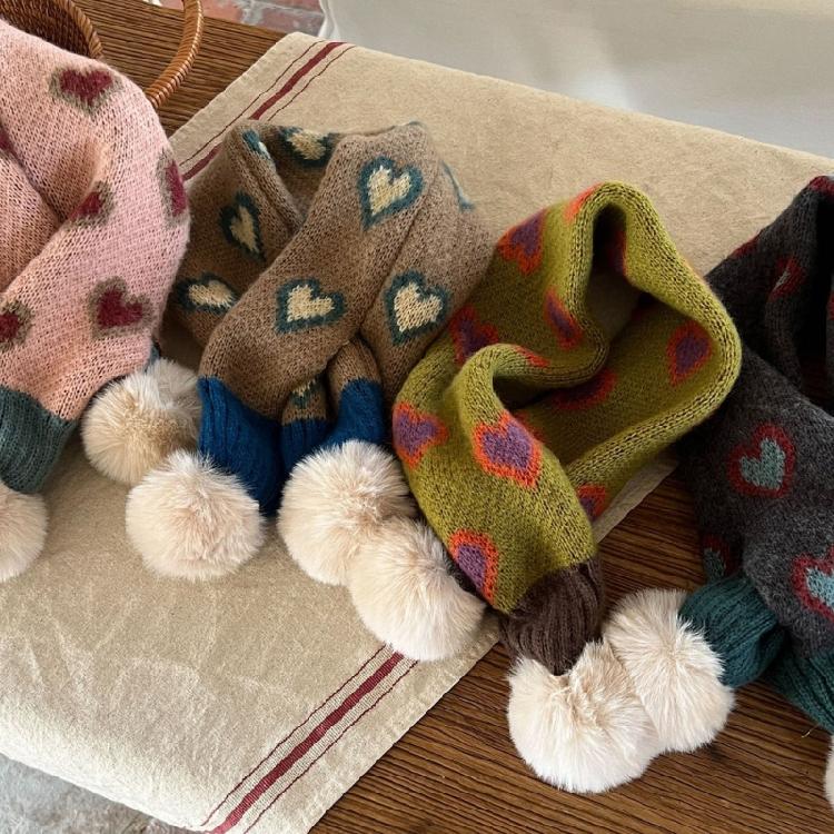 Warm Knitted Neck Scarf for Kids Heart Pattern Crossed Scarf for Boy and Girl Winter Warmth Neck Gaiter for Daily Use