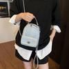 Новый джинсово-синий мини портативный рюкзак женский 2025 весна и лето цепочка простой контрастный цвет замок модный маленький рюкзак