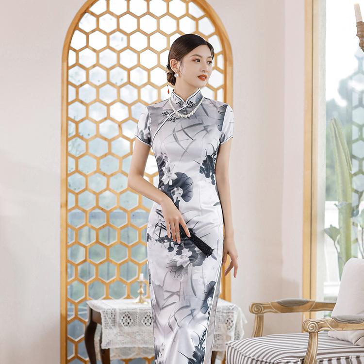1011 summer and autumn new short-sleeved long satin plain white Chinese style thin cheongsam skirt large size women's clothing