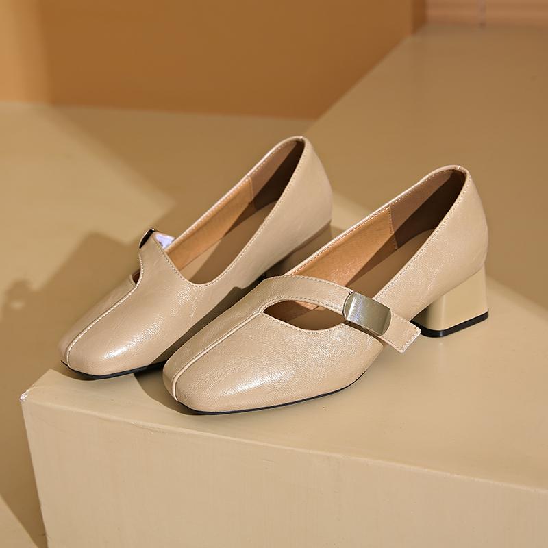 Модные женские туфли на толстой подошве, весенняя новинка, с квадратным носком, неглубоким вырезом, металлической пряжкой, мягкой подошвой, нескользящие, низкие