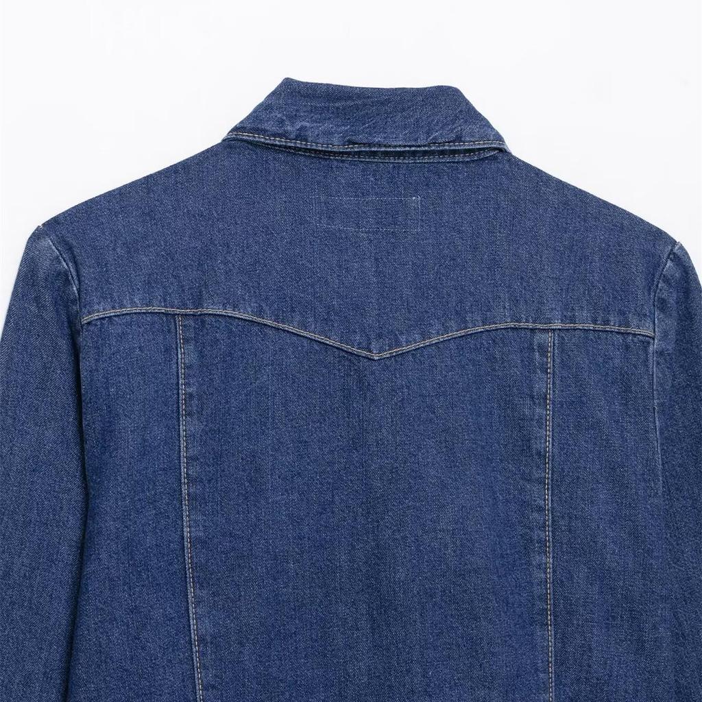 Весенний женский джинсовый комплект 2025 года: рубашка с поясом и плиссированные длинные брюки