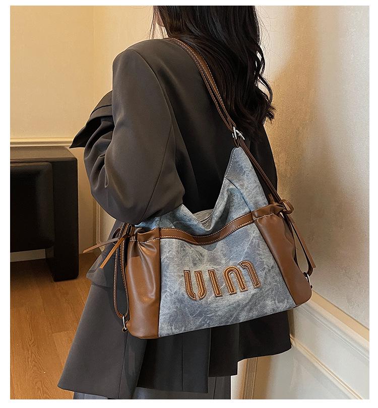 Women's Retro Minimalist Large-Capacity Tote Bag - High-End Outdoor Casual Shoulder Handbag