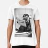 Otter Sitting On the Toilet Reading a NewspaT-Shirt S-5XL Best T-Shirt