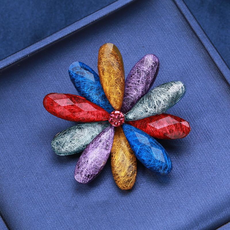 Blucome Новейшие блестящие броши со стразами и цветами для женщин и девочек, костюм, сумка, шарф, булавки для корсажа, ювелирные аксессуары, подарки