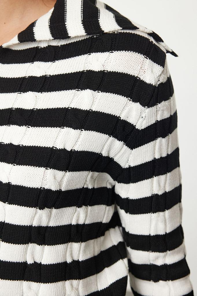 Женский модный стильный кардиган цвета экрю с отложным воротником и детальным трикотажным кардиганом