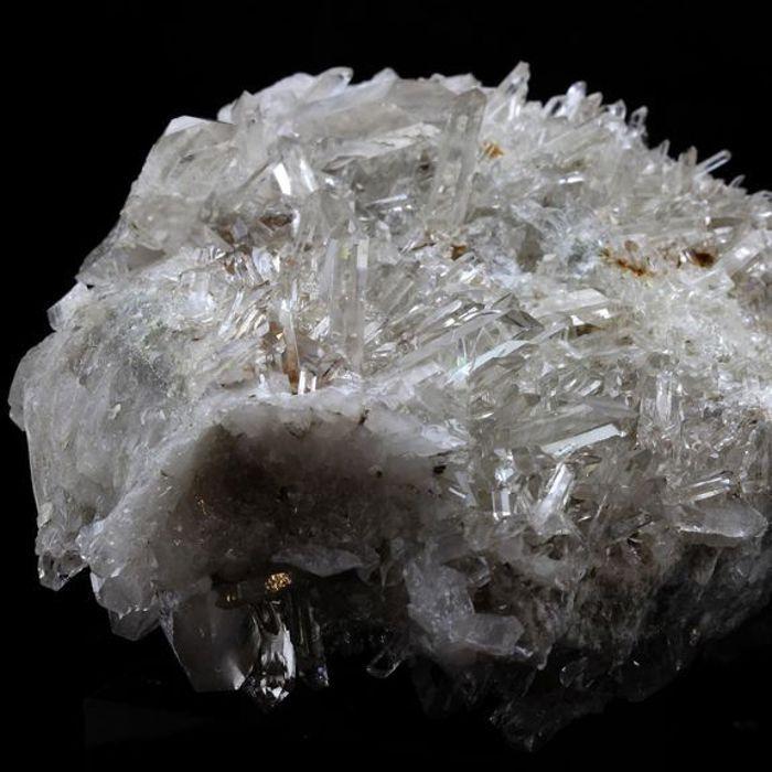 Pierres et Minéraux. Quartz Fumé. 3825.0 ct. Les Deux Alpes, Oisans, France.