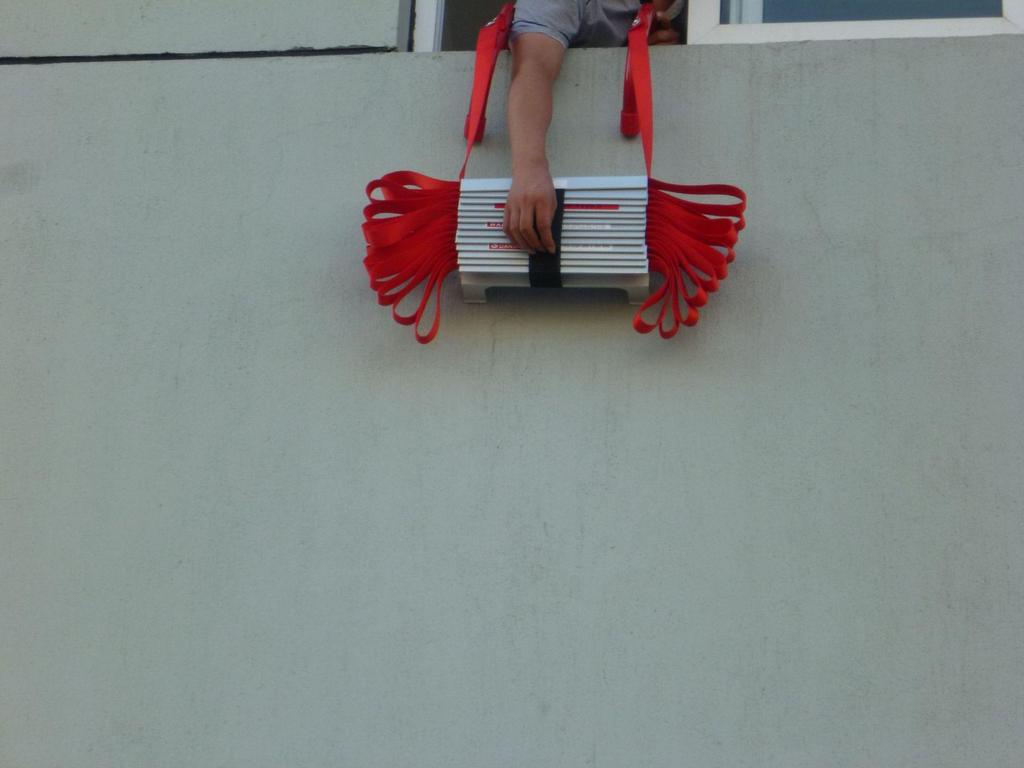 Высокопрочная веревочная пожарная лестница со стальным тросом и алюминиевым сплавом для безопасности дома