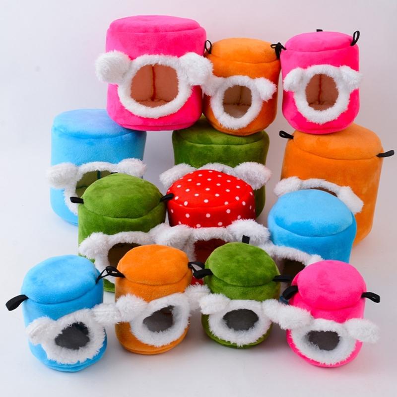 Hamster Habitat Shelter Rabbits Toy Soft Bed House for Hamster for Guinea Pigs, Gerbils Molar Toy Bed