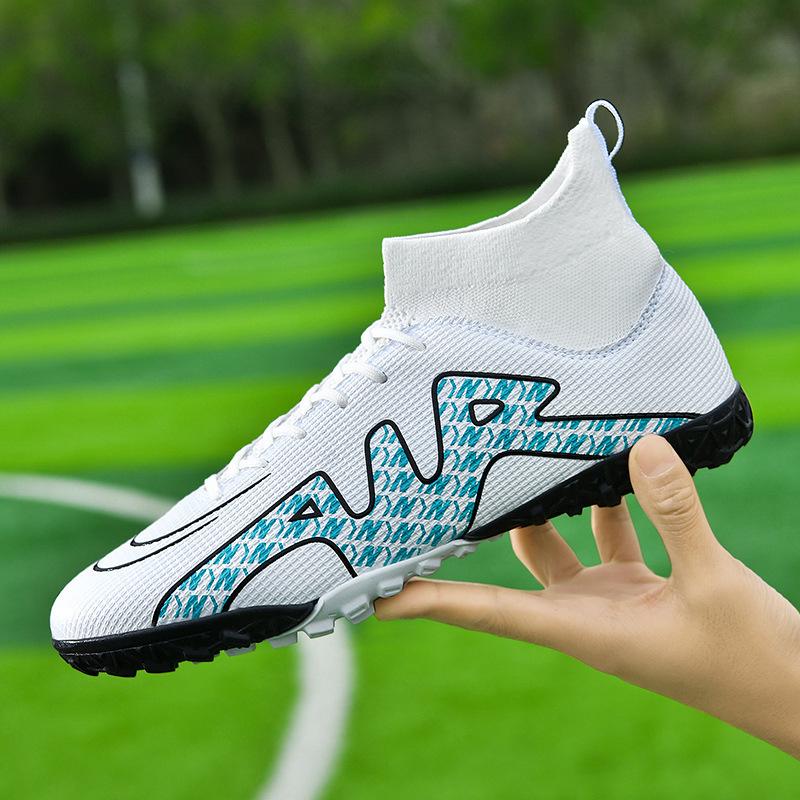 Assassin 15 Unisex Football Shoes for Students: AG/TF for Campus Training and Competitions