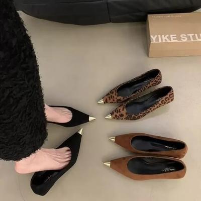 Французский темперамент туфли-лодочки на каблуке-рюмочке с острым носком леопардовый принт женская обувь 2025 новая летняя обувь в стиле маленького аромата с юбкой