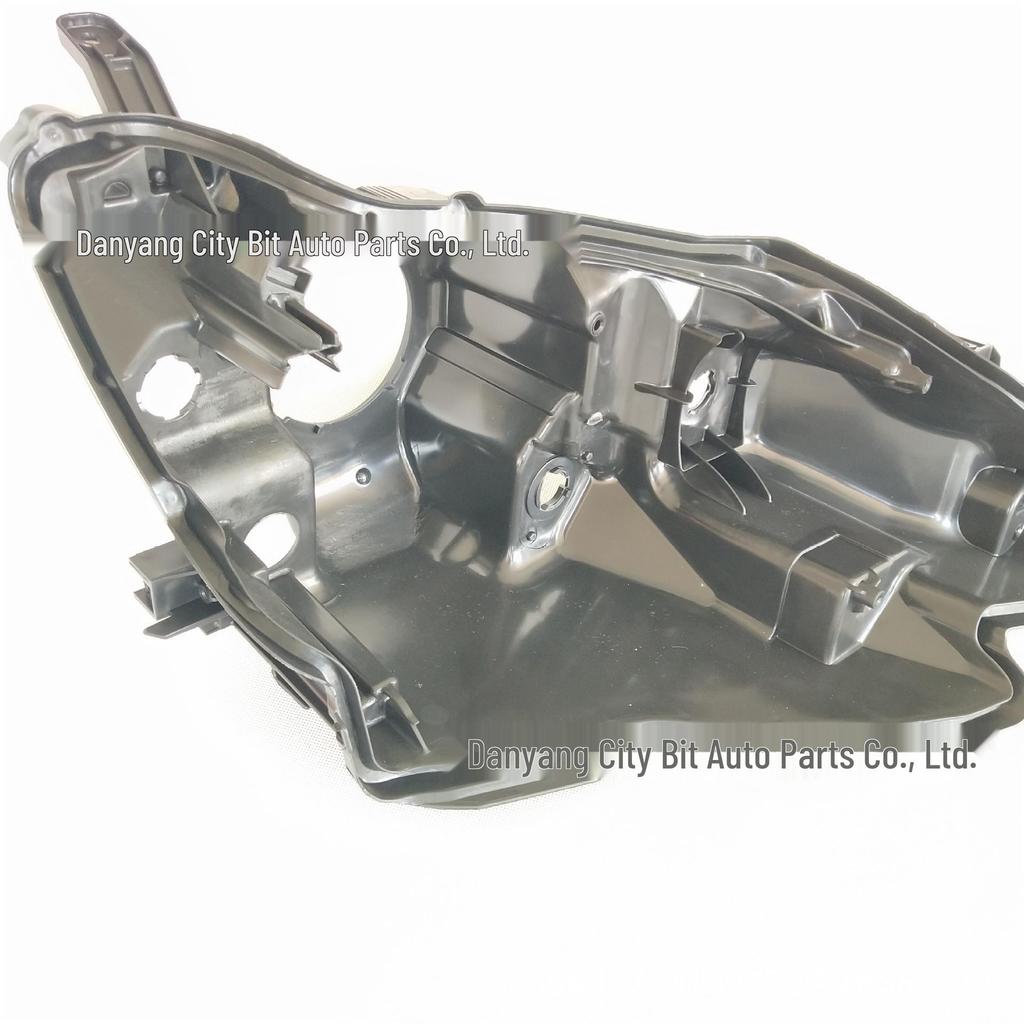 Compatible Back Shell for Toyota Reiz 13-14 Headlight Assembly