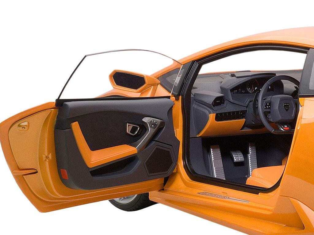 AUTOart 1/12 Lamborghini Huracan LP610-4 Metallic Orange