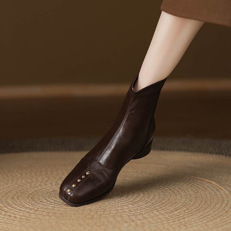 Krazing Pot Зимние ботильоны из микрофибры с квадратным носком, современный размер 33, размер 43, металлические заклепки, средний каблук, на молнии, женские ботильоны