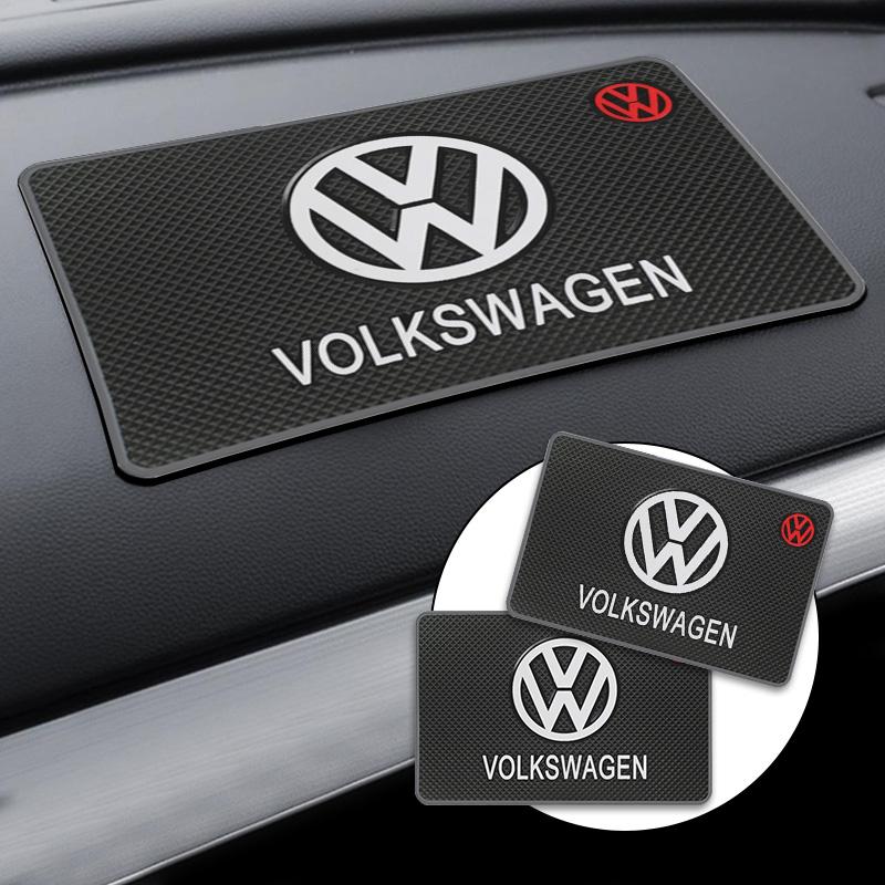 Car Coaster Mat Water Cup Pad PVC Silicone Non-Slip Pad Emblem Auto Accessories For Volkswagen VW GTI Polo Golf Passat Scirocco tik077