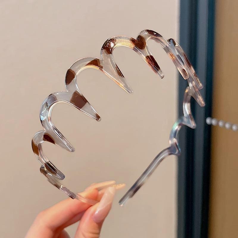 Women's 2025 Spring/Summer High Skull Wavy Headband with Teeth for Face Washing