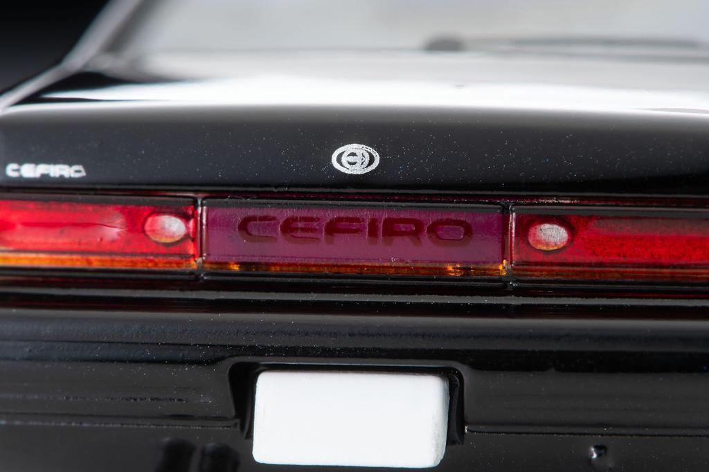 TOMYTEC Tomica Limited Vintage Neo Nissan Cefiro Sport Cruising Черный Модель 1988 года Готовое изделие 332831 1/64 LV-N335b