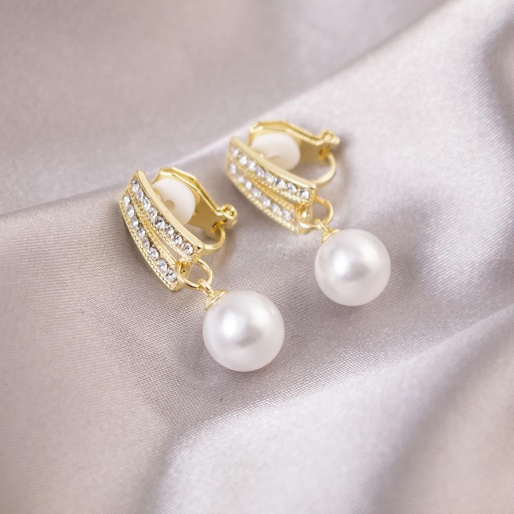 Универсальные легкие роскошные клипсы для ушей без проколов, повседневные высококачественные треугольные клипсы для ушей, универсальные женские серьги