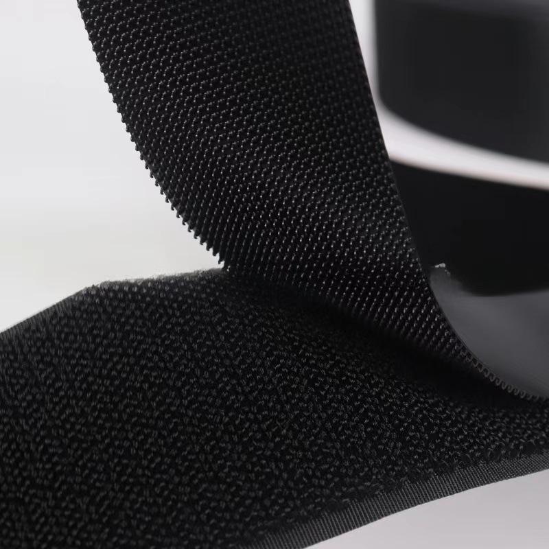 Эластичная черно-белая самоклеящаяся застежка-липучка