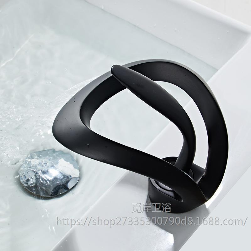 Роскошный медный водопадный кран для ванной комнаты виллы - функция горячей и холодной воды, креативный дизайн для умывальника