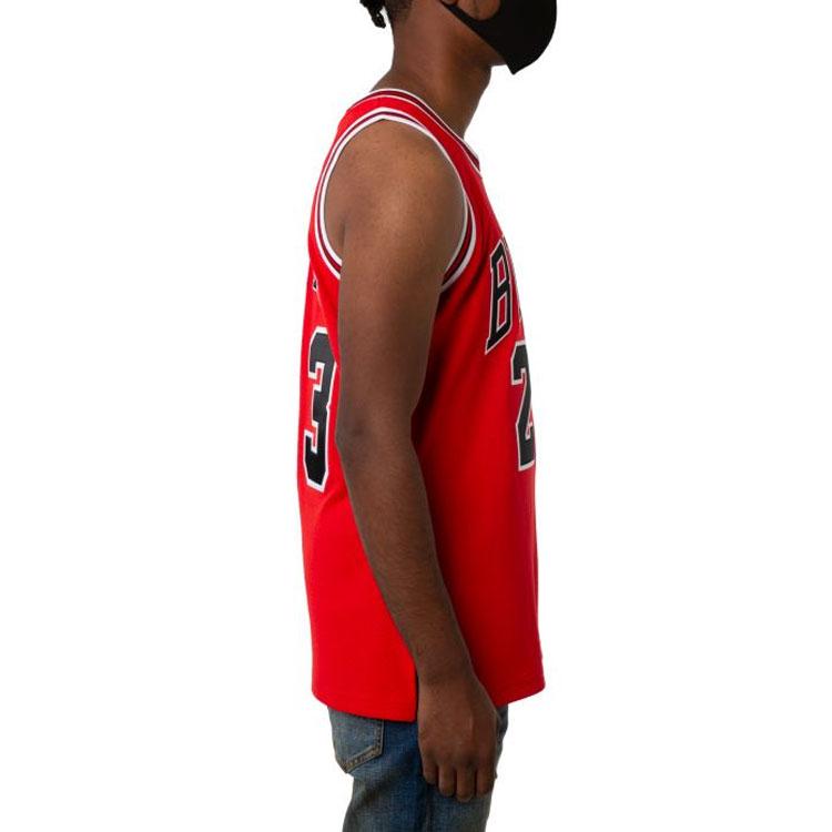 Mitchell & Ness Майкл Джордан Чикаго Буллз 1997 98 Аутентичная майка AJY4GS18399-CBUSCAR97MJO