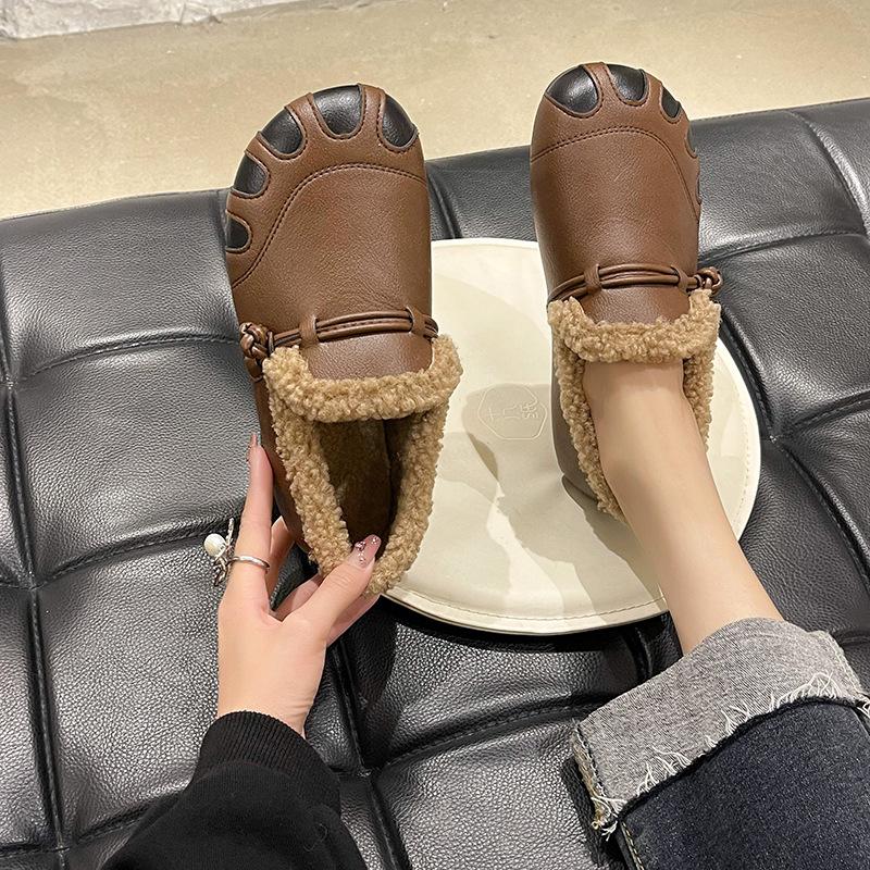 Кожаная поверхность водонепроницаемая и бархатные термохлопковые туфли на одной педали утолщенная модная мягкая подошва повседневная обувь женская