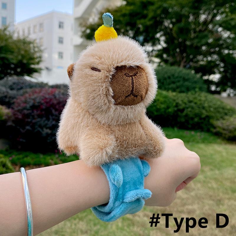 Забавная браслет-хлопушка с капибарой - Дизайн с крыльями, которые трясутся при встряхивании, Милое животное, носимое для детей и подростков (Модный аксессуар-непоседа)