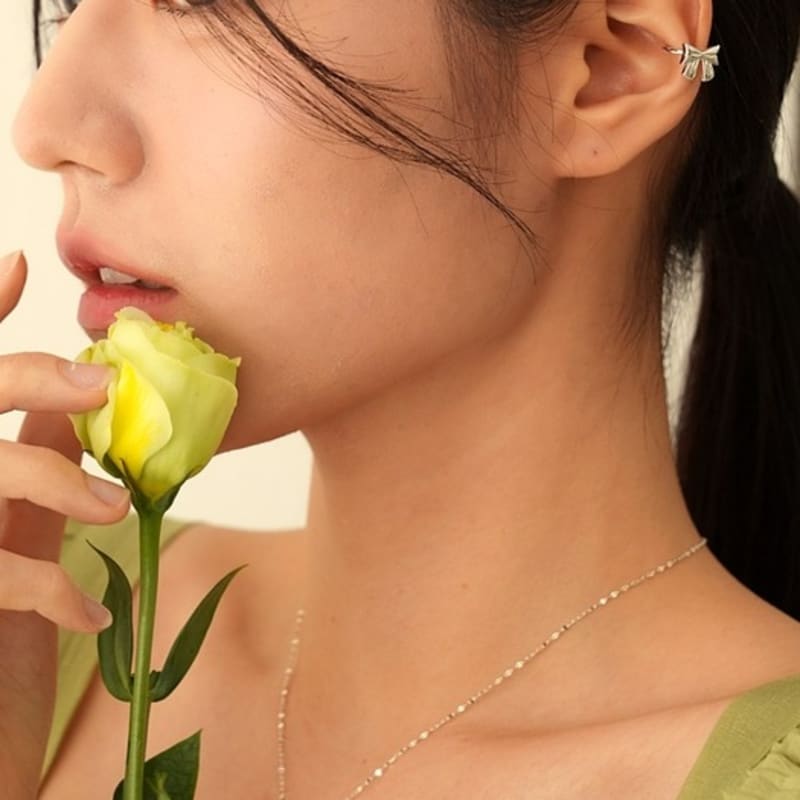 BELLOOGGI Ribbon earcuff